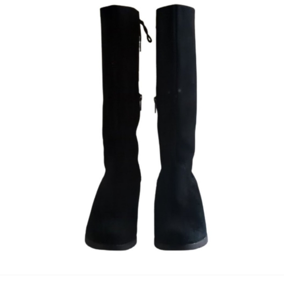 UGG BLACK SUEDE TALL WEDGE BOOTS EUC SIZE 6 - Picture 5 of 9